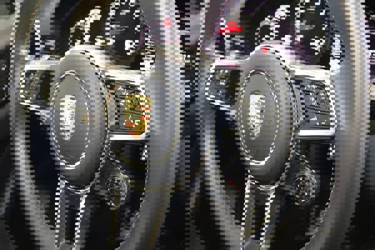 Used 2023 Porsche Cayenne Coupe image 75