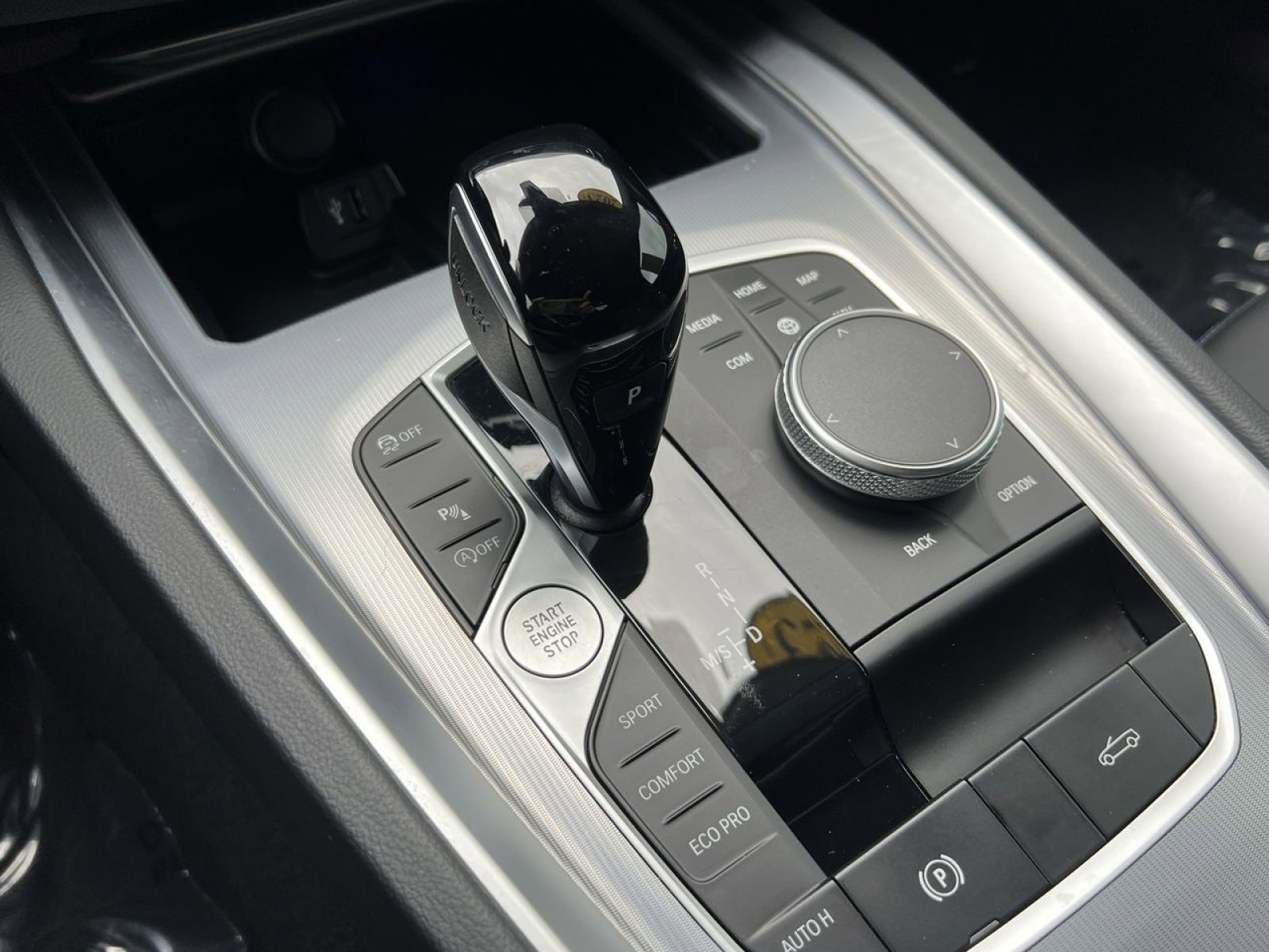 Used 2023 BMW Z4 M40i w/ Premium Package image 23