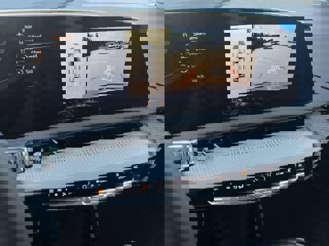 New 2026 Cadillac Optiq Sport 1 image 16