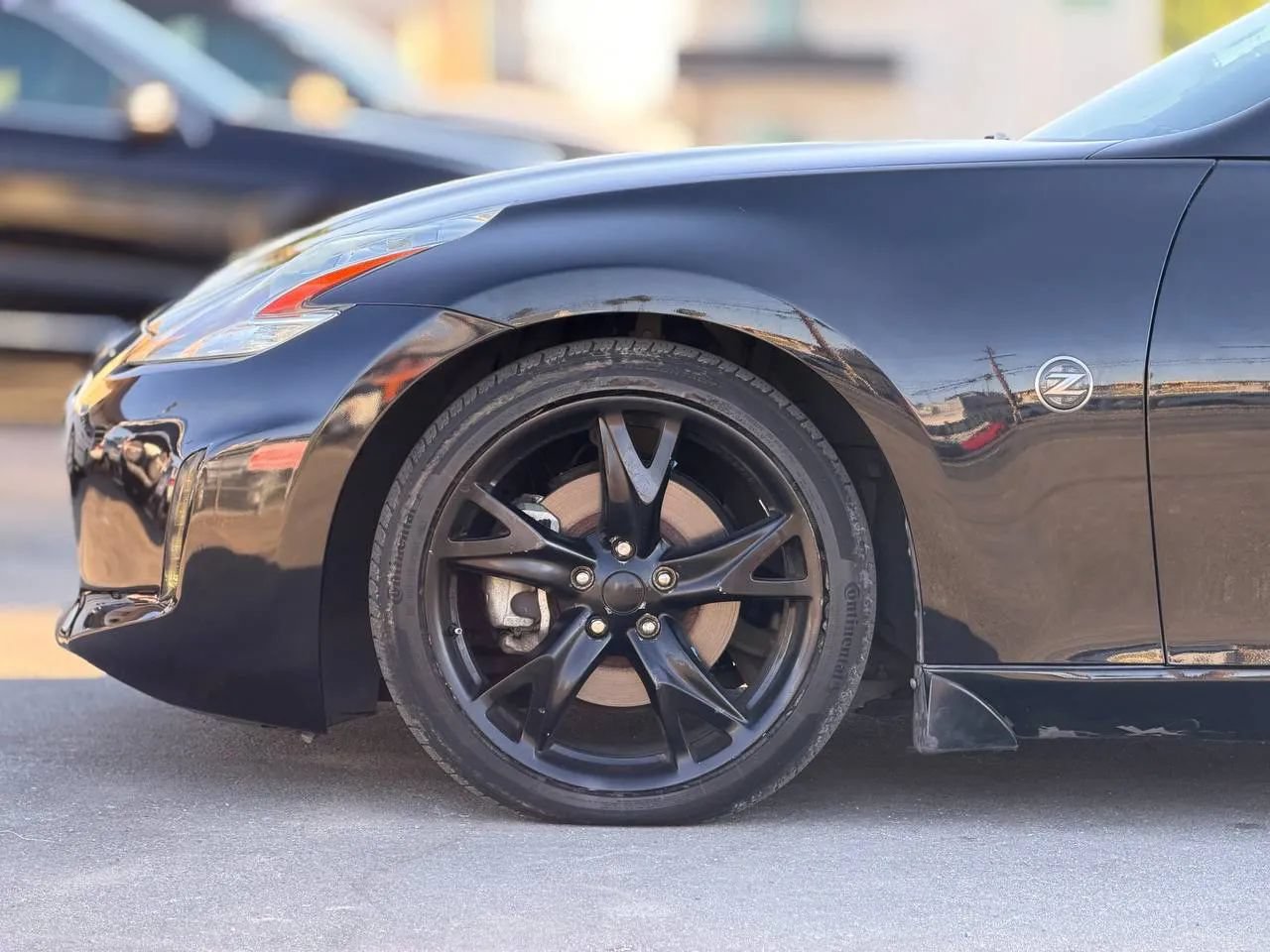 Used 2015 Nissan 370Z Touring RWD image 23