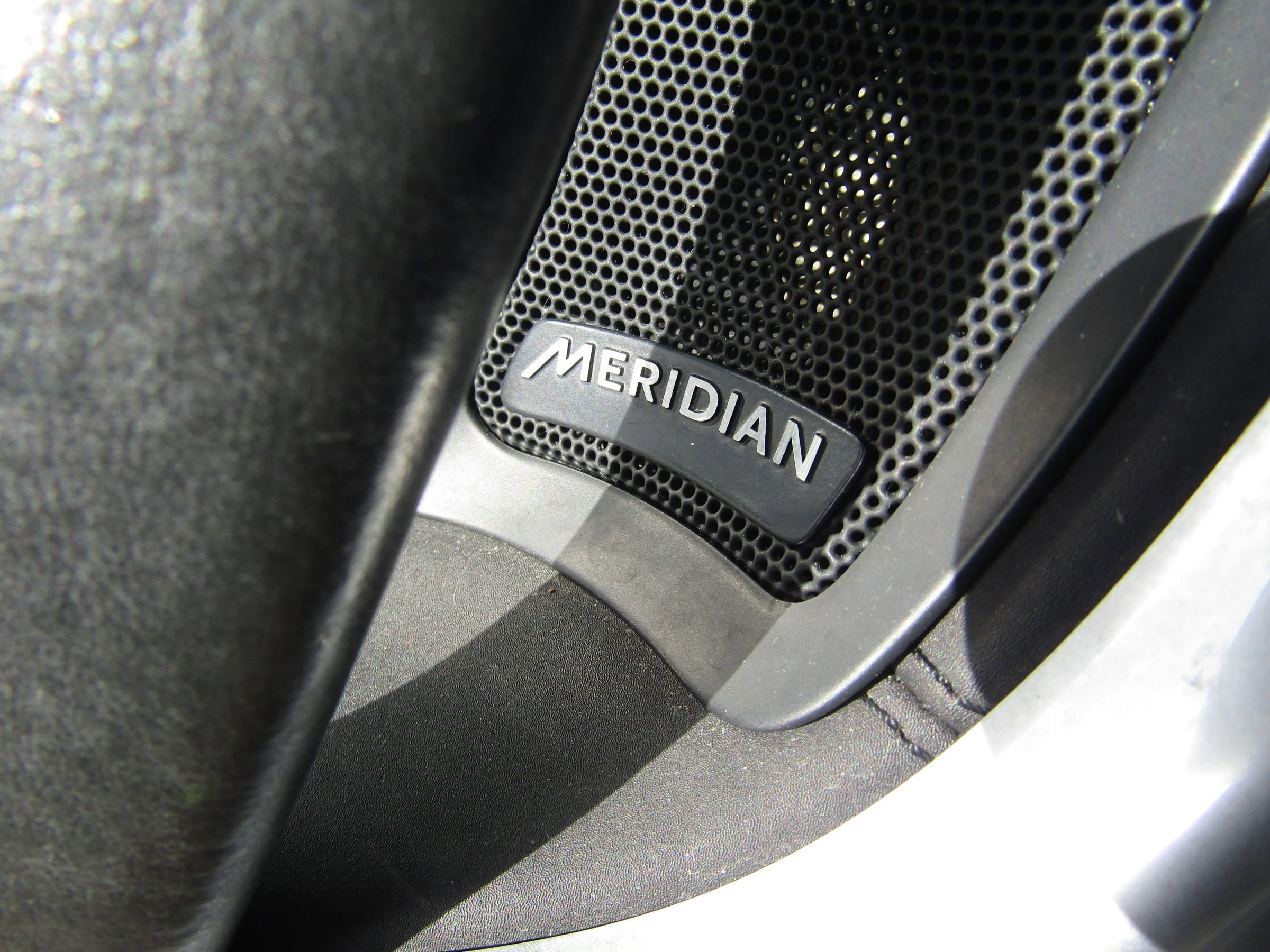 Used 2019 Land Rover Discovery Sport HSE image 26