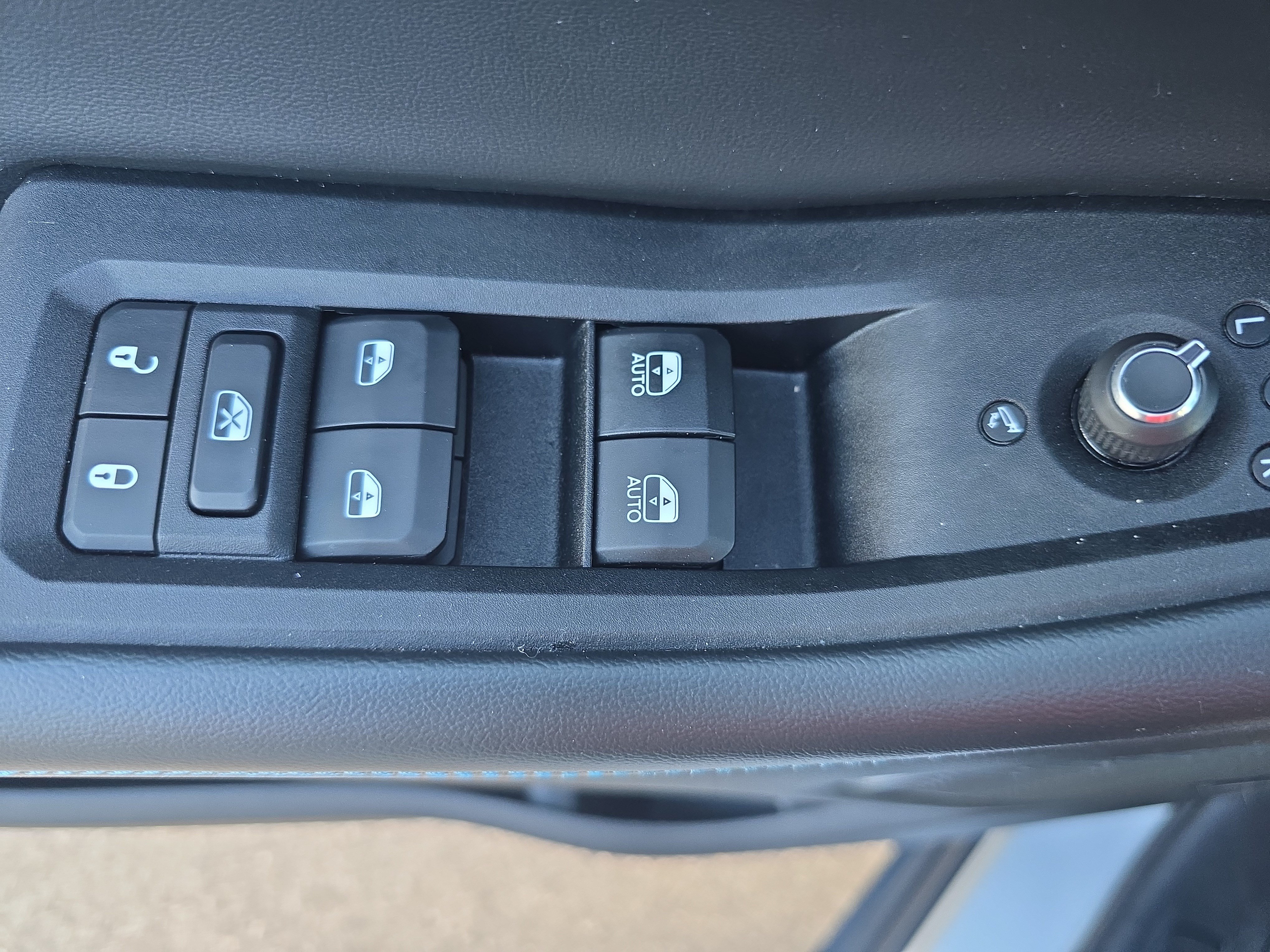 Used 2024 Jeep Grand Cherokee Trailhawk AWD/4WD image 27