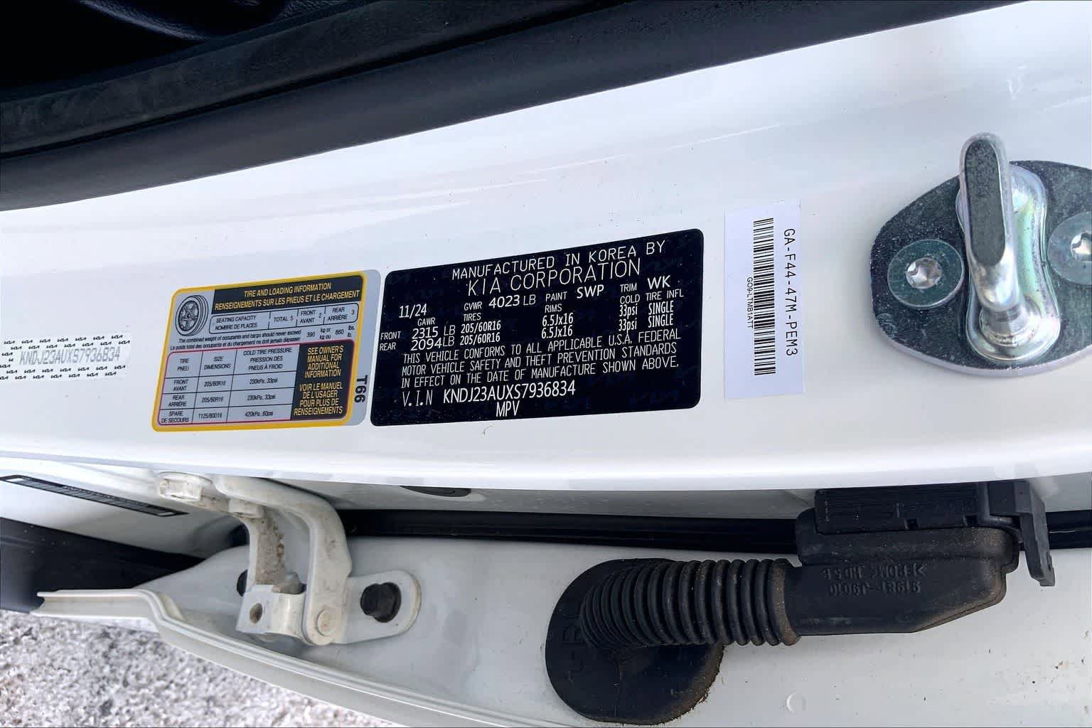 Used 2025 Kia Soul LX w/ LX Technology Package FWD image 20