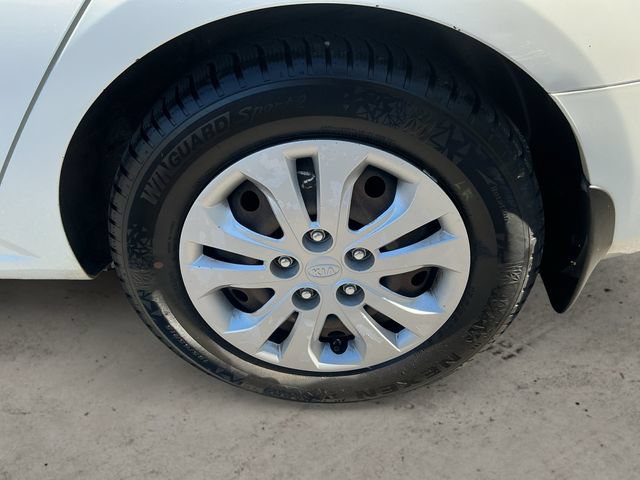 Used 2010 Kia Forte EX FWD image 14