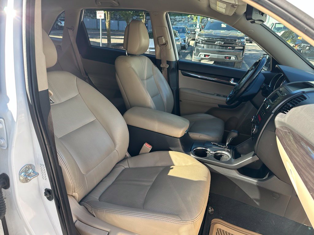Used 2011 Kia Sorento EX w/ Premium Pkg FWD image 34