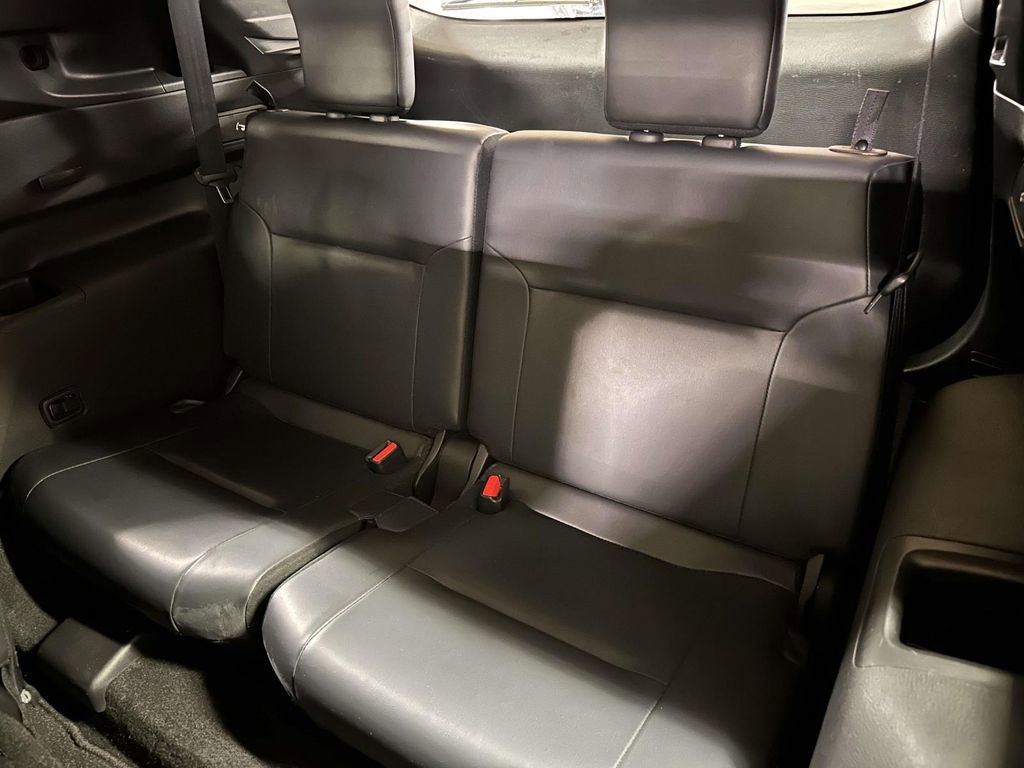 Used 2024 Mitsubishi Outlander SE image 17