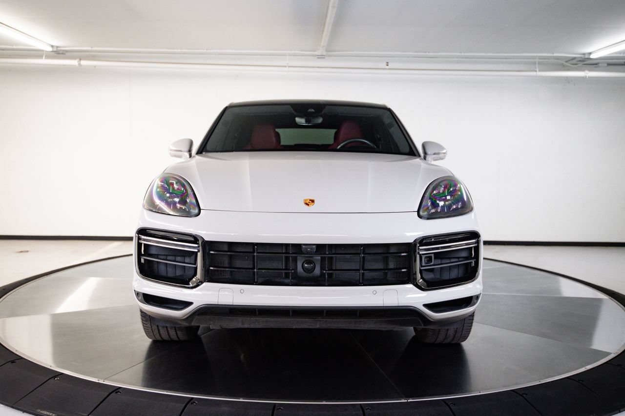 Certified 2022 Porsche Cayenne Turbo AWD/4WD image 10