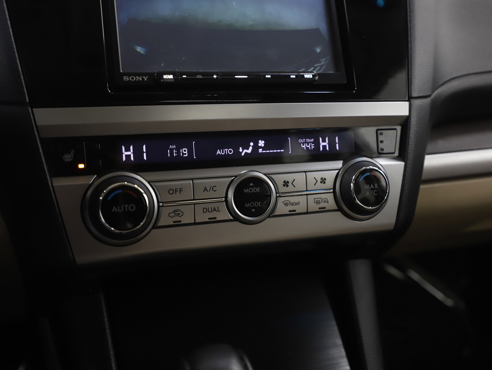 Used 2015 Subaru Outback 2.5i Limited image 24