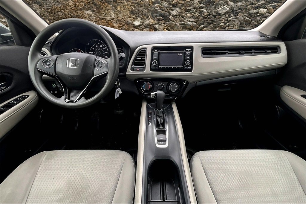 Used 2021 Honda HR-V LX image 14