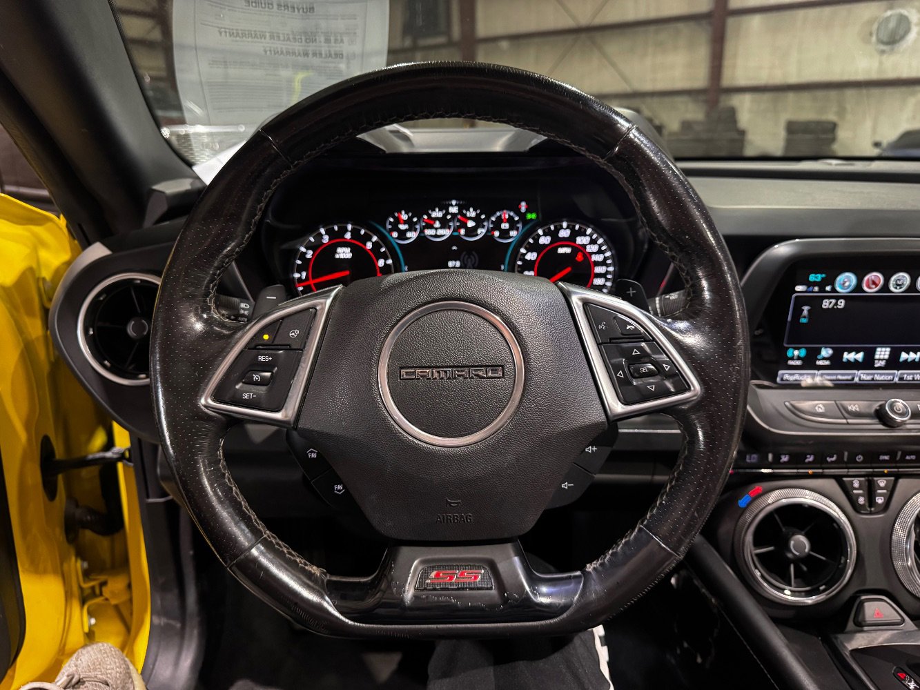 Used 2018 Chevrolet Camaro SS w/ LPO RS/SS Interior Package image 27