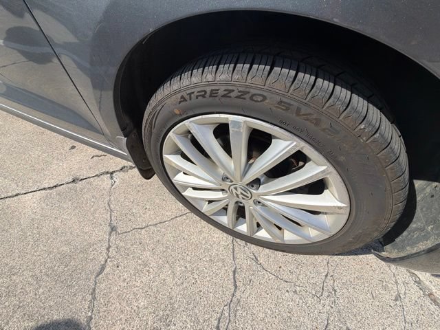Used 2013 Volkswagen Jetta TDI FWD image 38