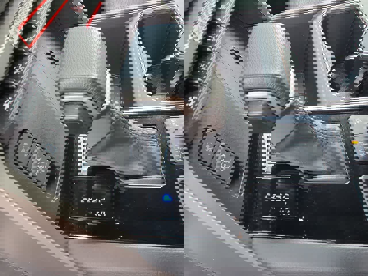 Used 2025 Toyota Tundra Limited image 21