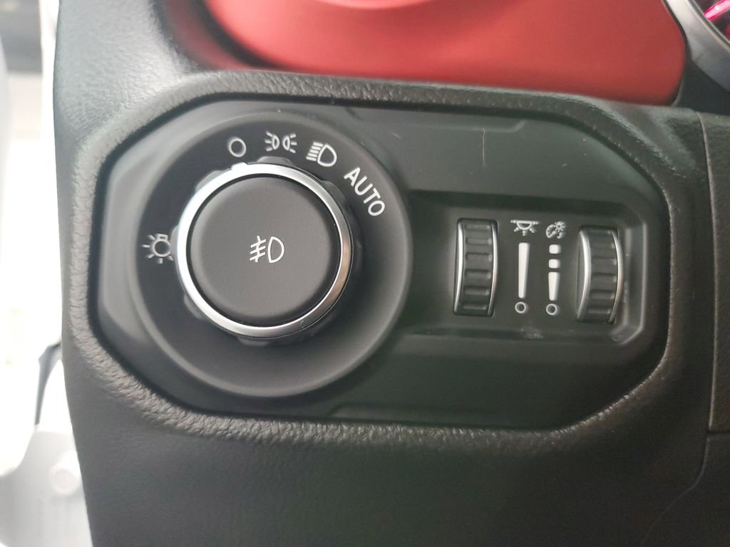 Used 2022 Jeep Wrangler Unlimited Rubicon image 26