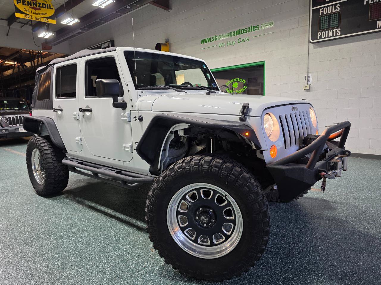Used 2018 Jeep Wrangler Unlimited Sport w/ Connectivity Group AWD/4WD image 14
