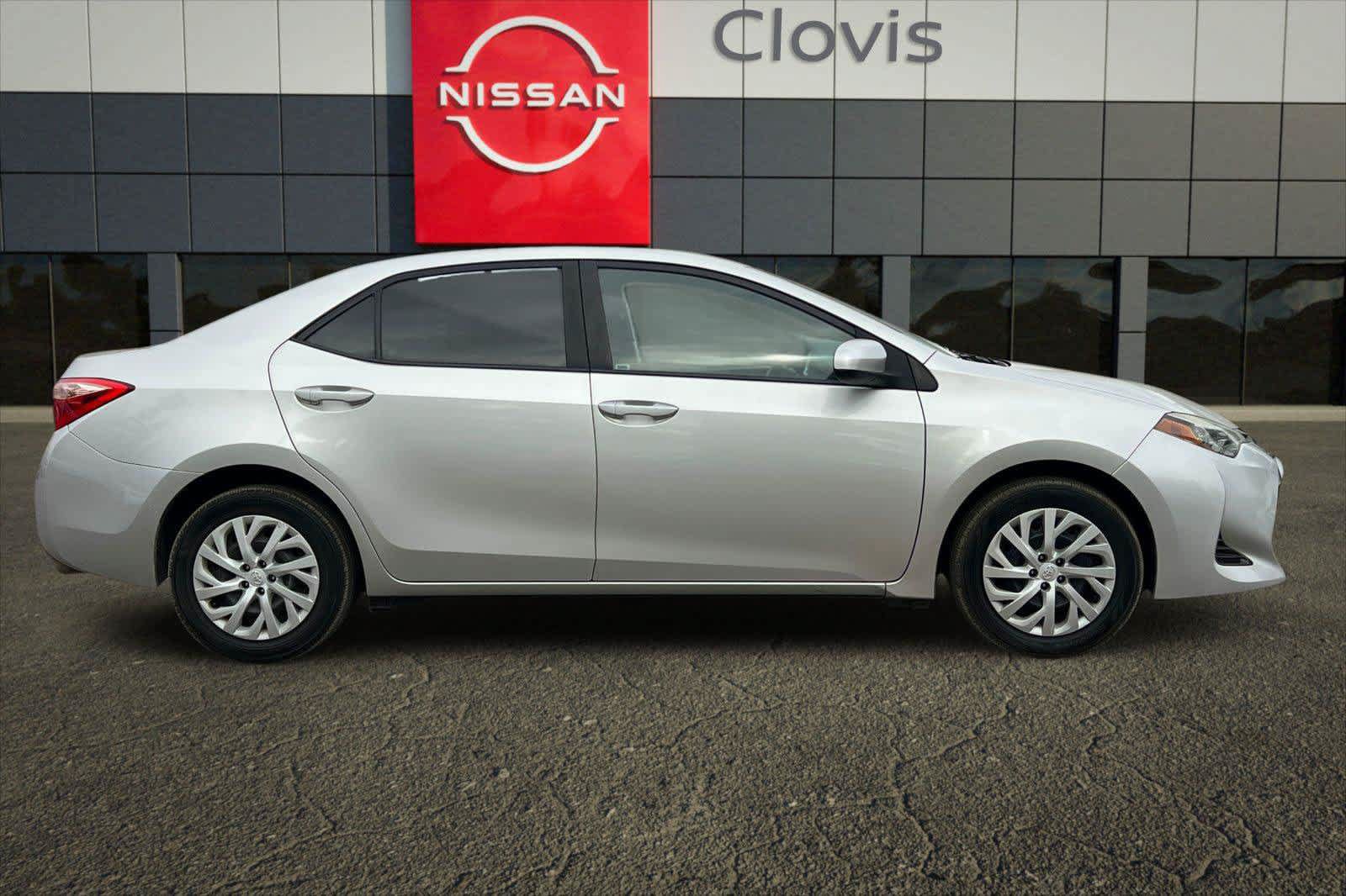 Used 2019 Toyota Corolla LE FWD image 9