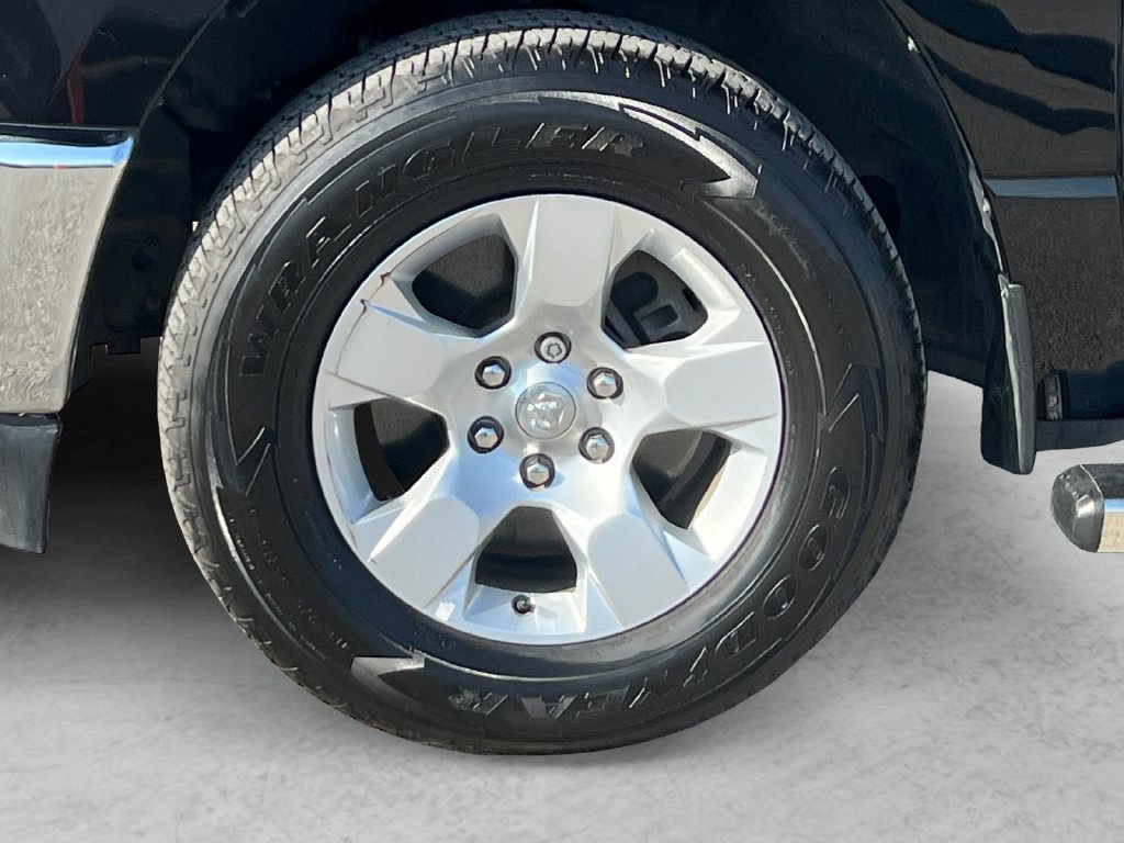 Used 2023 RAM 1500 Lone Star AWD/4WD image 23