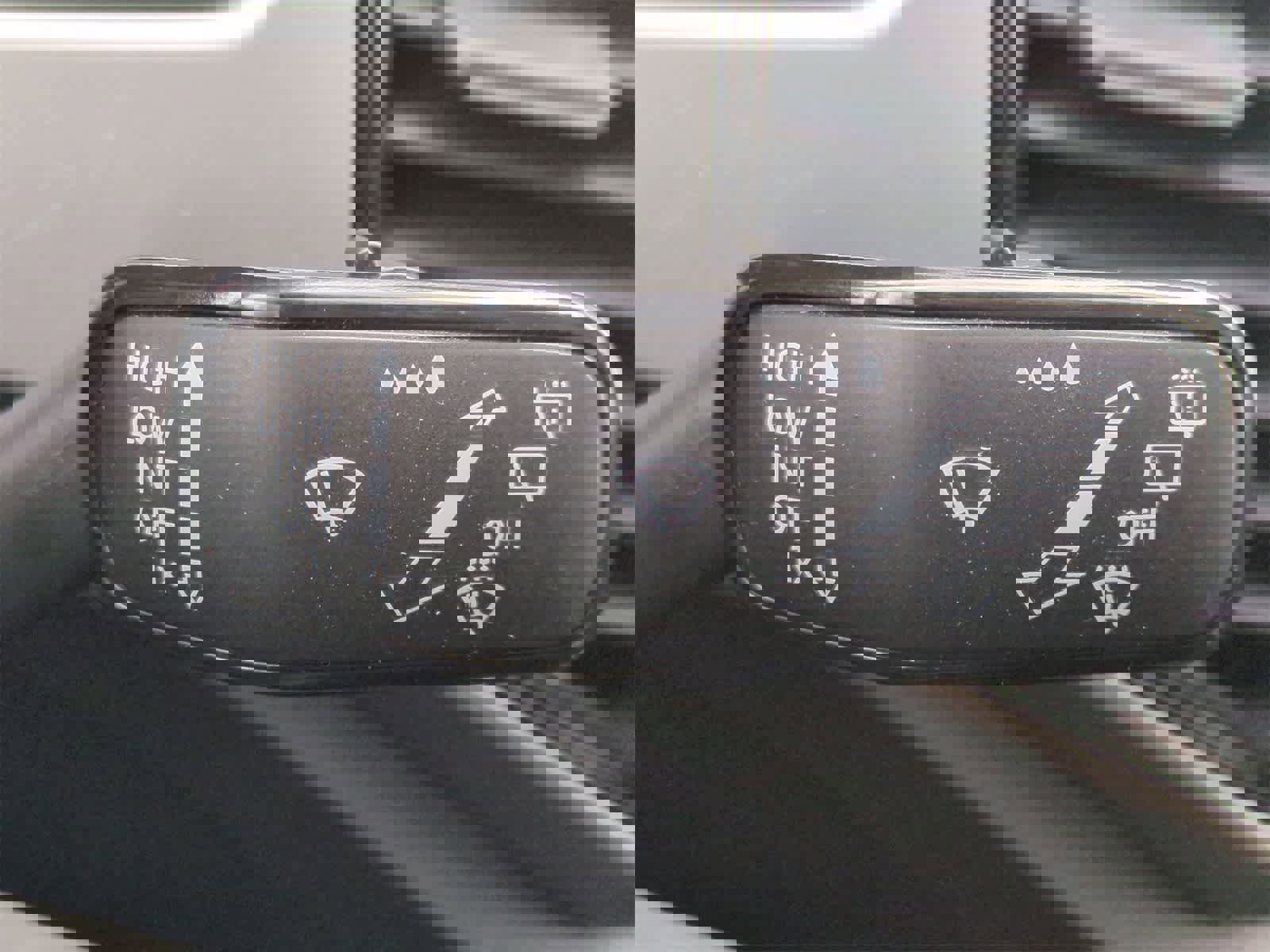 Used 2021 Volkswagen Atlas SEL R-Line image 28