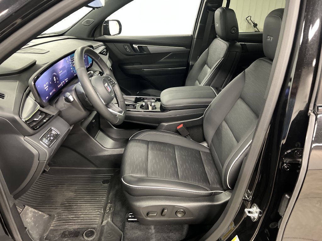 New 2026 Buick Enclave Sport Touring w/ Power Package AWD/4WD image 13