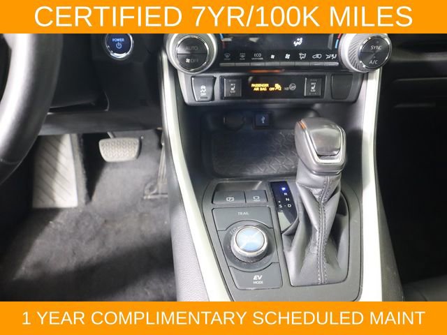 Used 2021 Toyota RAV4 XSE AWD/4WD image 30