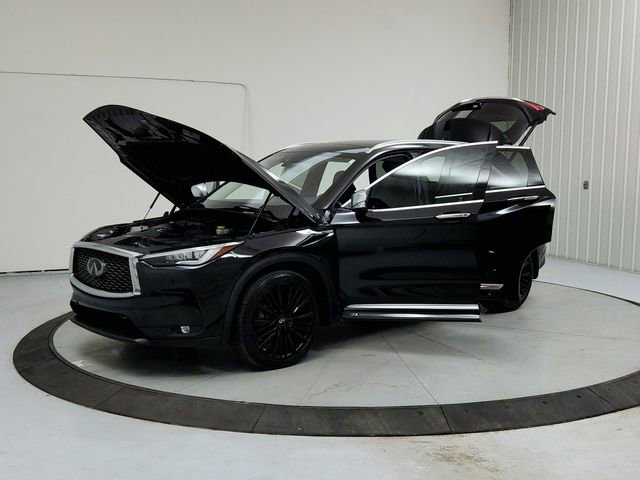 Used 2023 INFINITI QX50 Sensory w/ Accent Package image 11