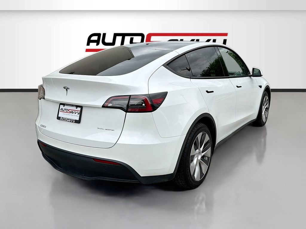 Used 2023 Tesla Model Y Long Range image 7