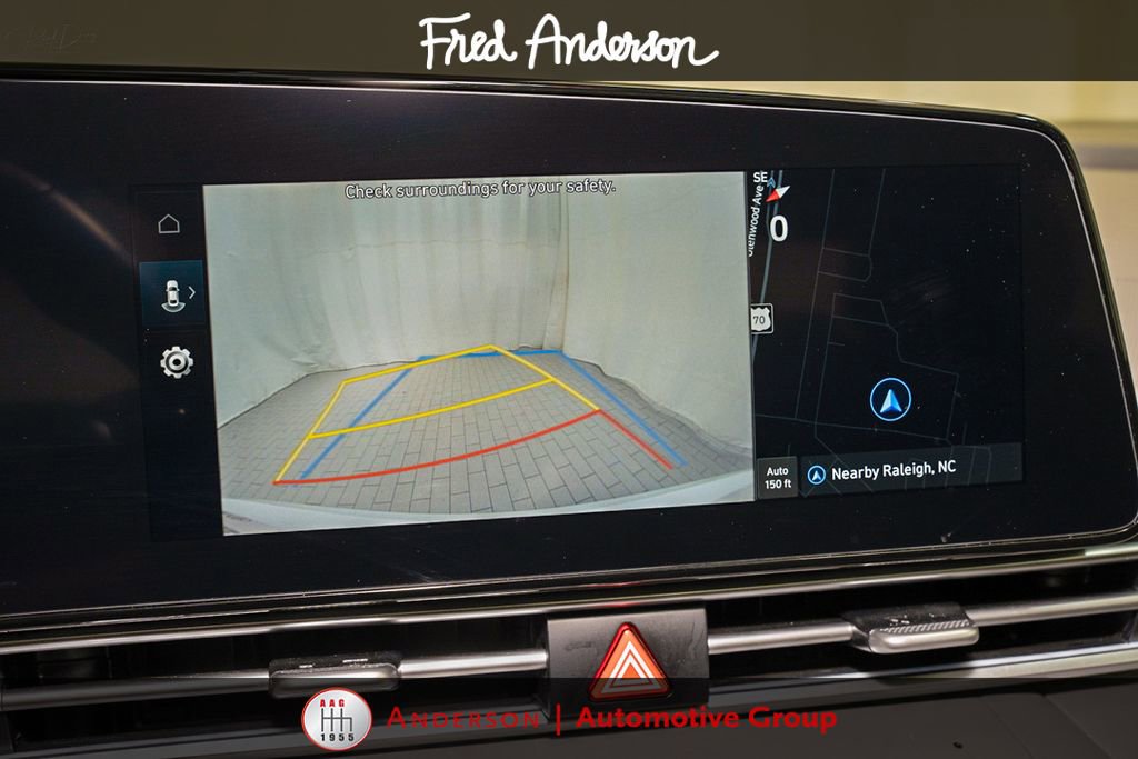Used 2025 Hyundai Elantra SEL FWD image 14