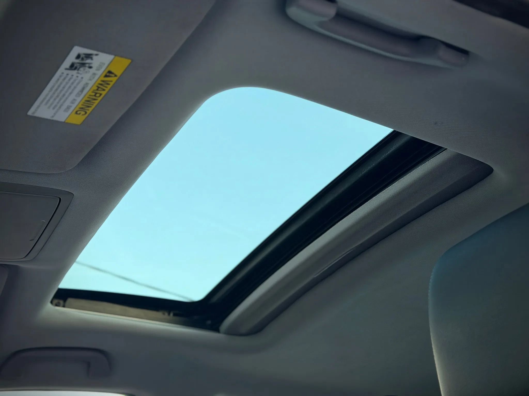 Used 2017 Honda Accord EX-L image 9