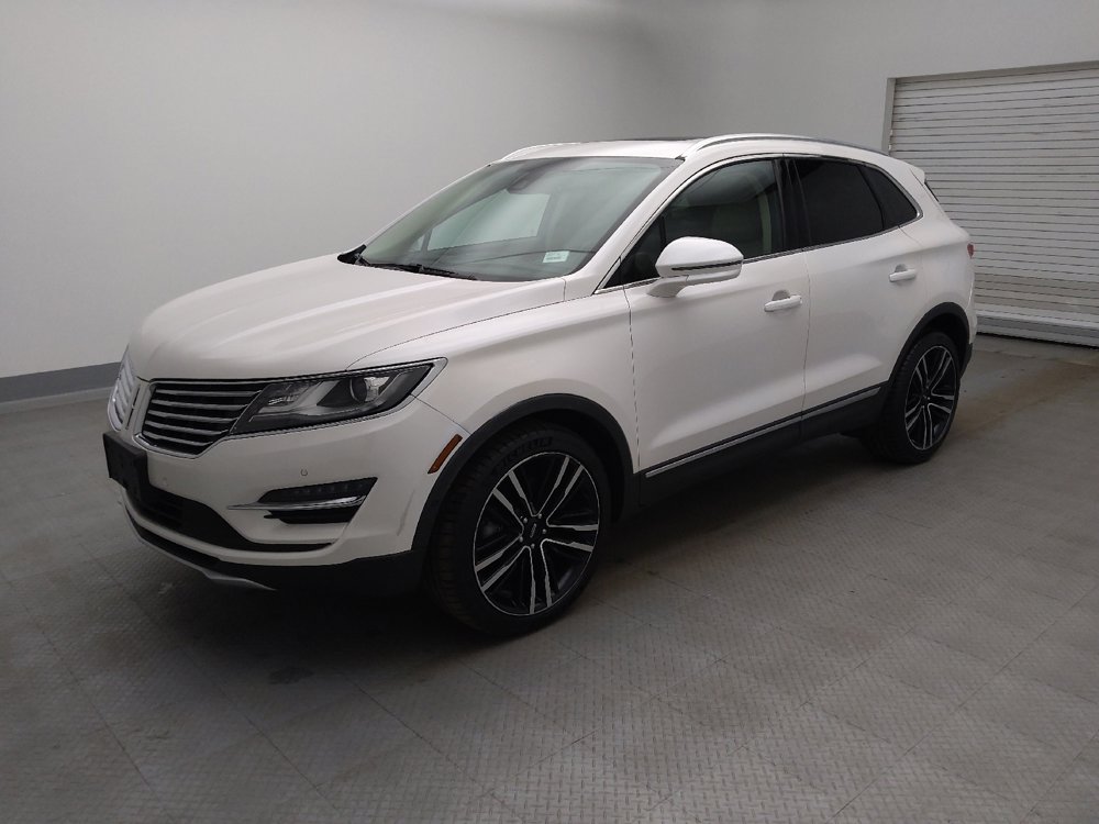 Used 2017 Lincoln MKC Reserve image 2