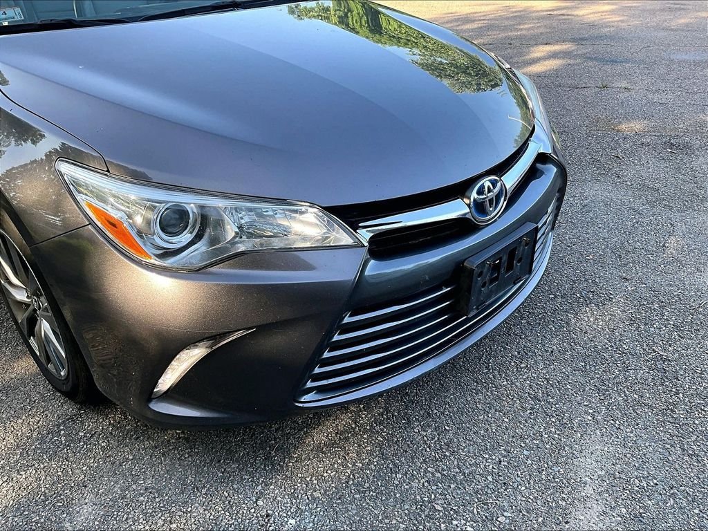 Used 2017 Toyota Camry XLE FWD image 8