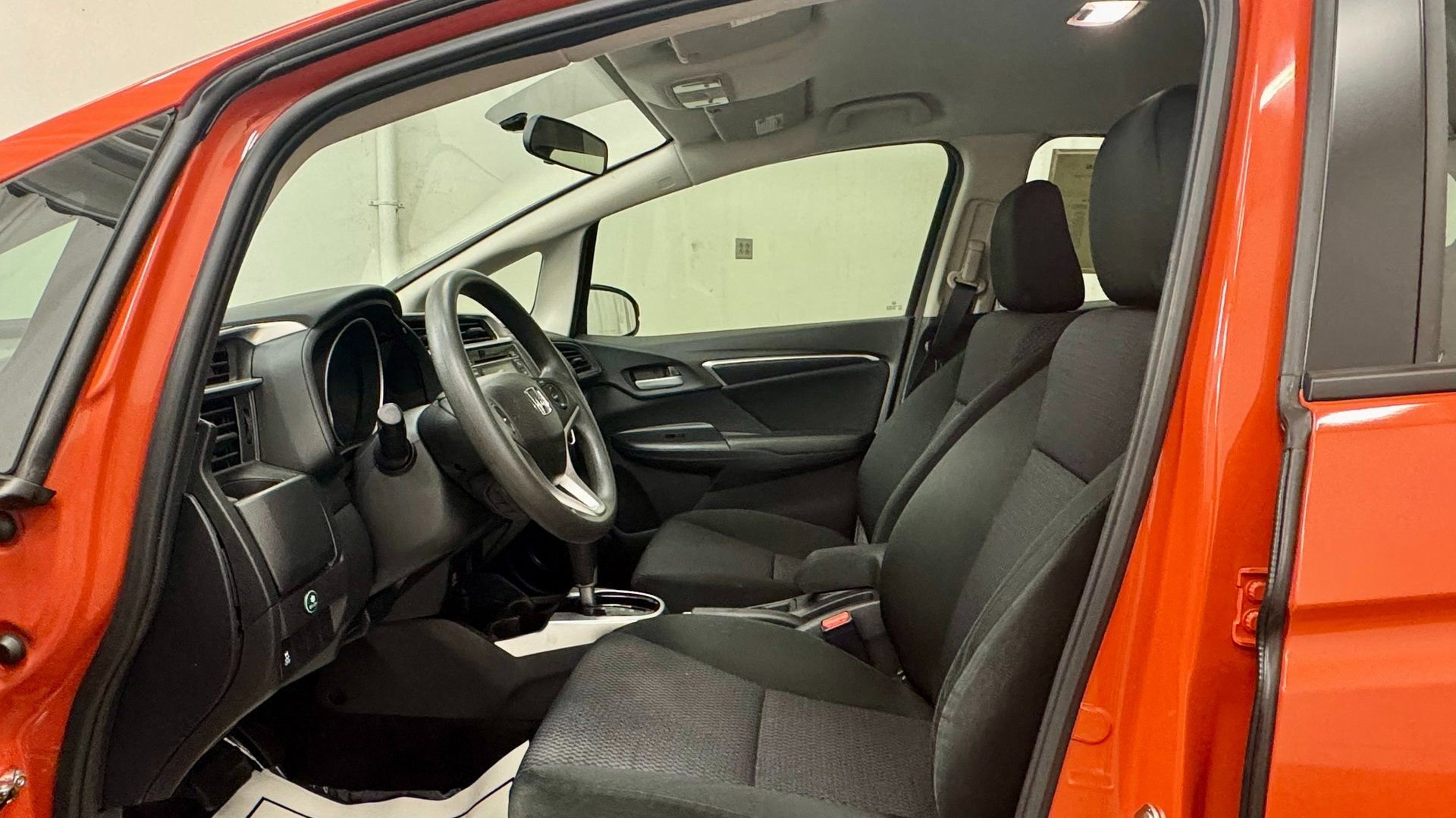 Used 2018 Honda Fit LX image 16