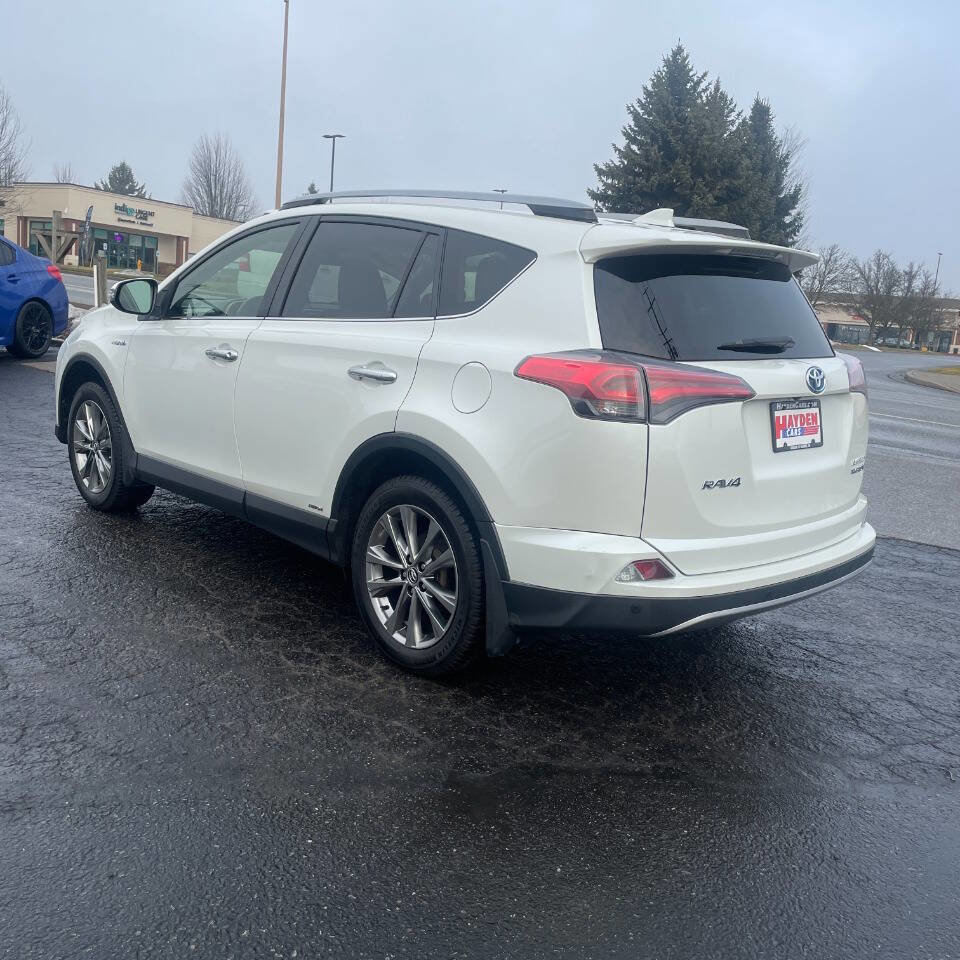 Used 2017 Toyota RAV4 Limited w/ Carpet Mat Package AWD/4WD image 3