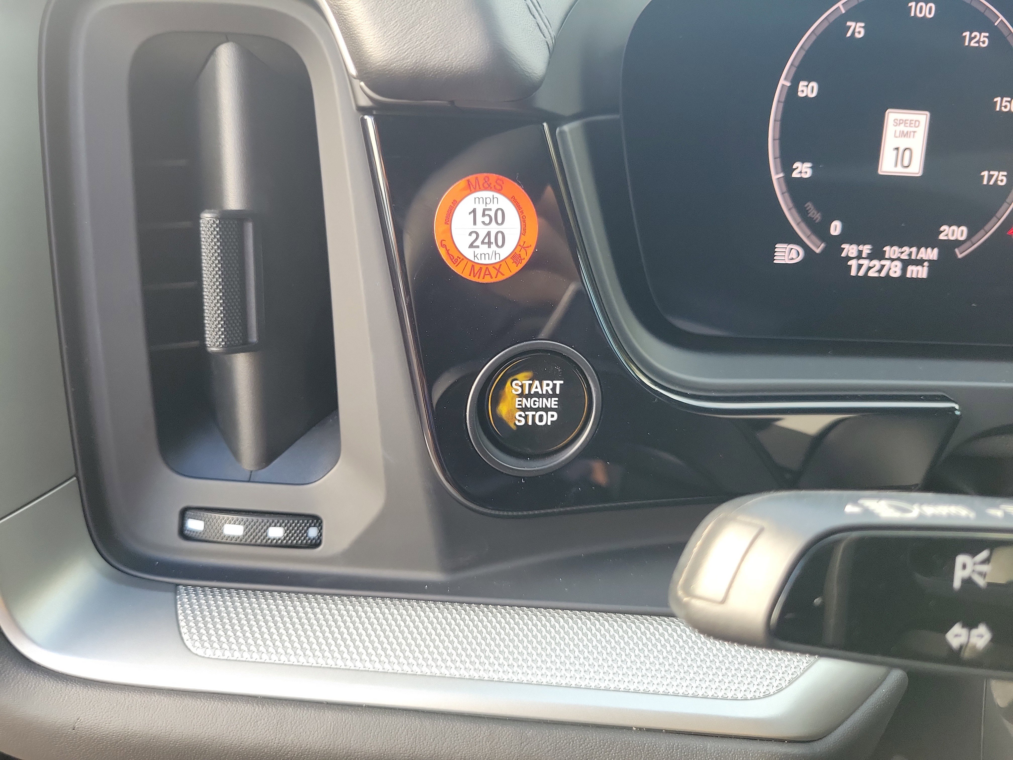 Used 2024 Porsche Cayenne S image 31