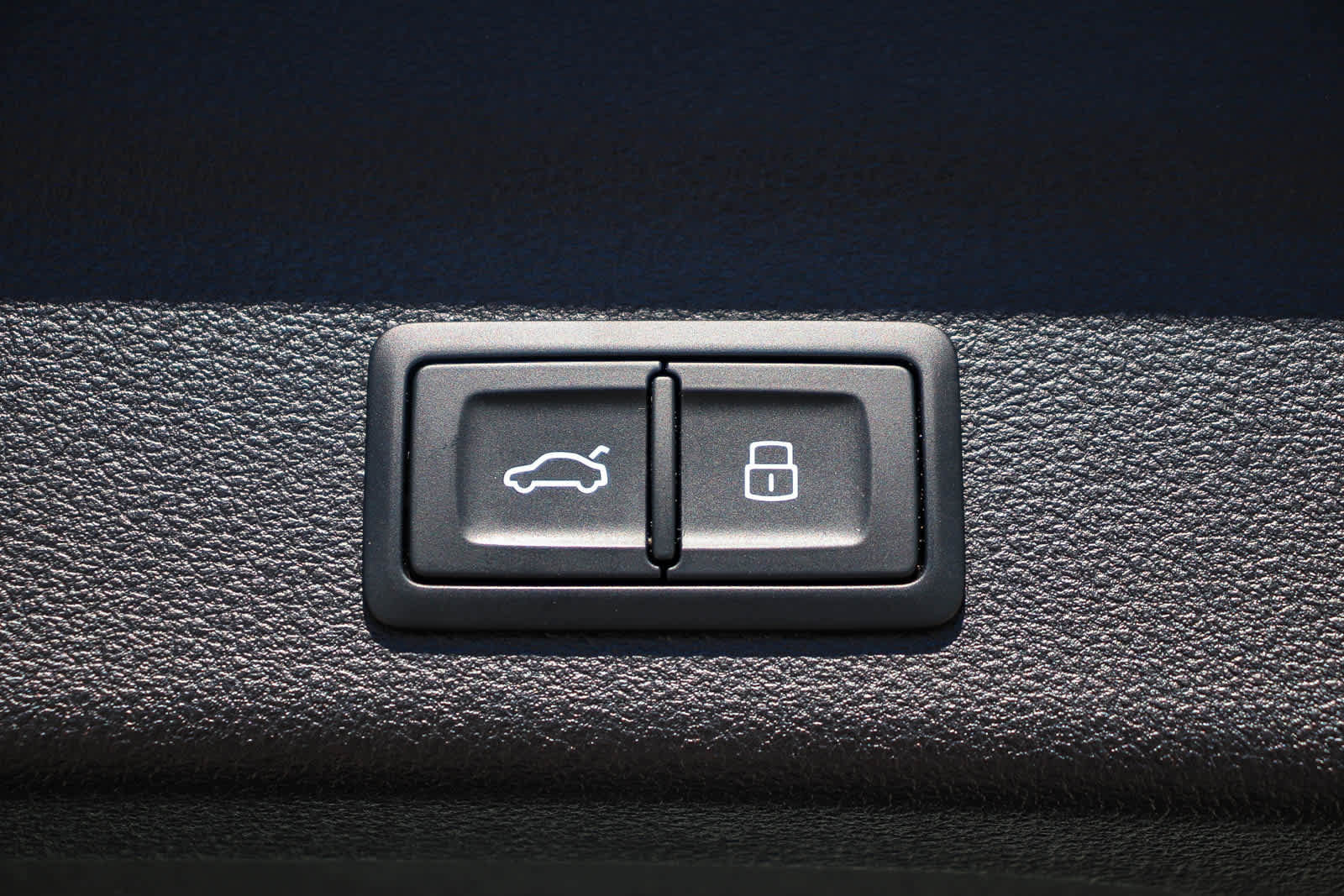 Used 2025 Audi RS 6 performance w/ Matte Carbon Package image 42