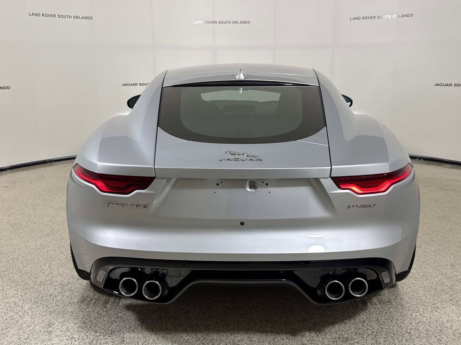 Used 2023 Jaguar F-TYPE Coupe RWD image 4