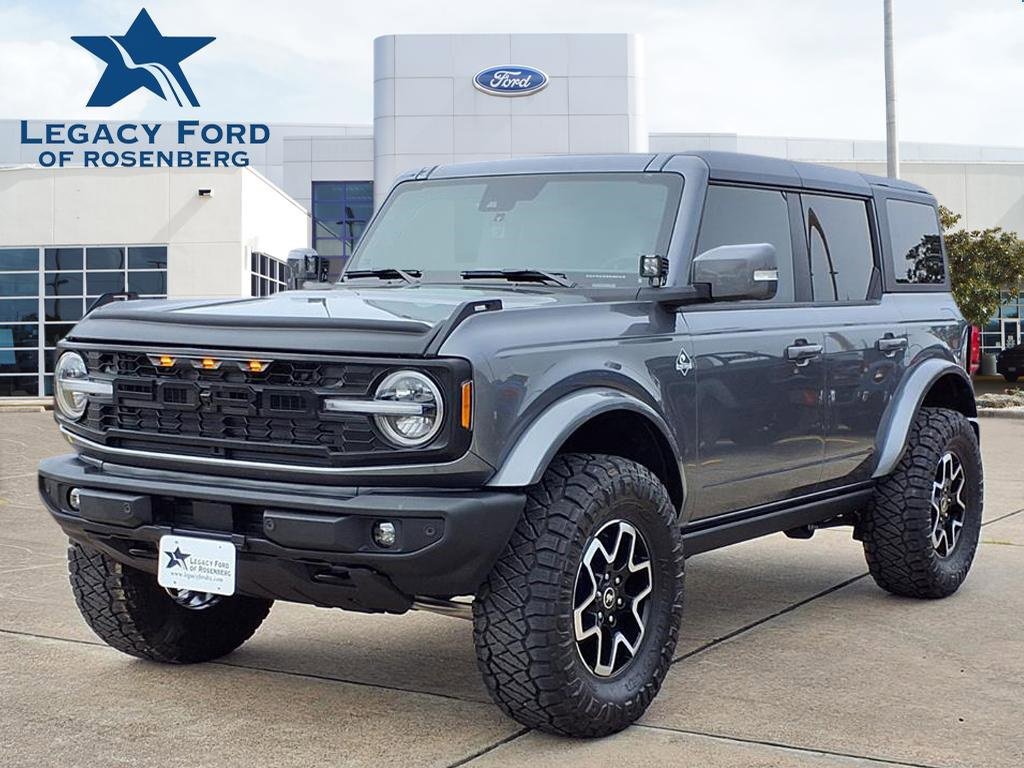 Used 2024 Ford Bronco Outer Banks image 1