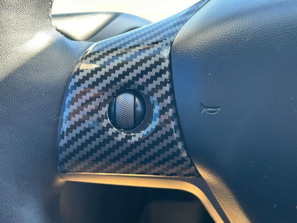 Used 2023 Tesla Model Y Long Range image 30