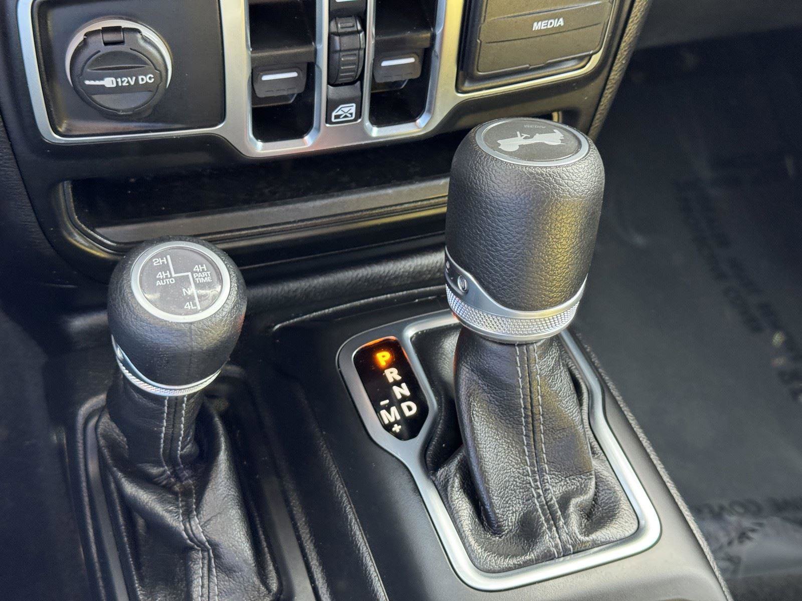 Certified 2025 Jeep Wrangler Sahara w/ Safety Group AWD/4WD image 20