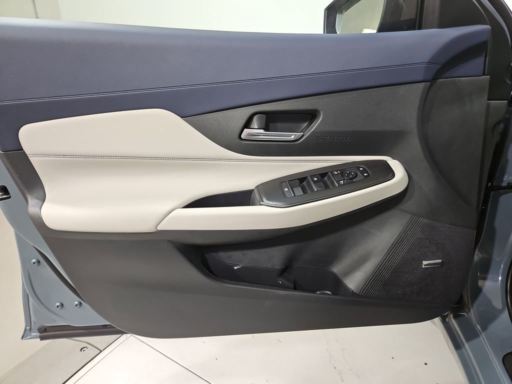 New 2026 Nissan Sentra SL FWD image 10