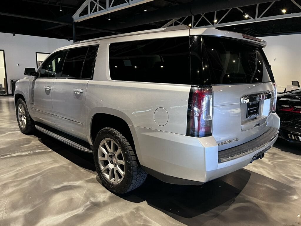 Used 2020 GMC Yukon XL Denali AWD/4WD image 7