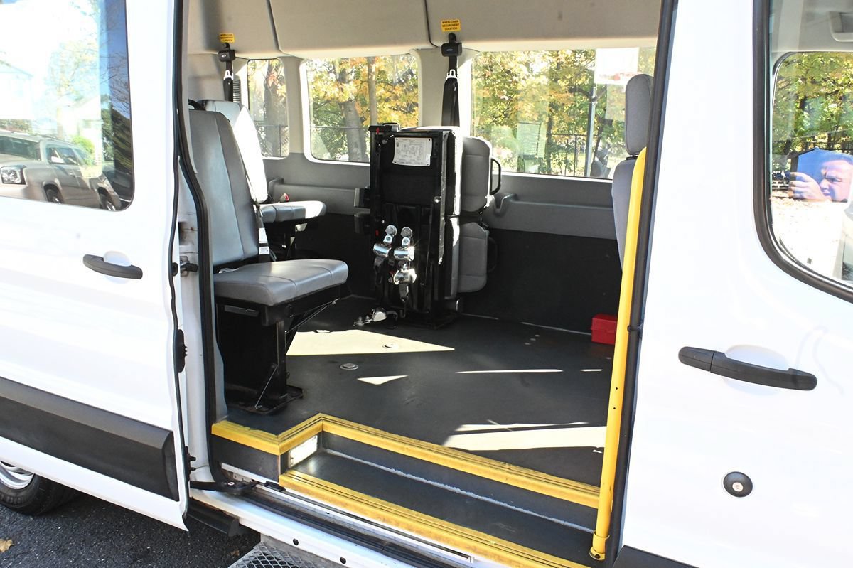 Used 2019 Ford Transit 350 XL RWD image 17