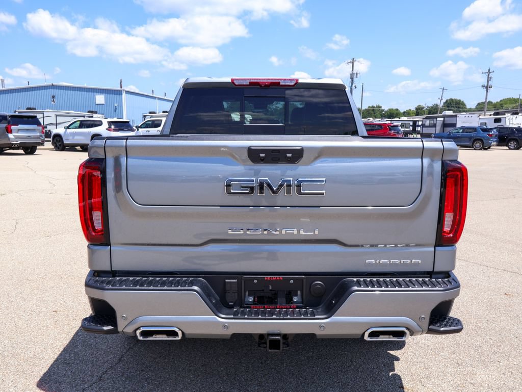 New 2026 GMC Sierra 1500 Denali Ultimate w/ LPO, Black Badging Package AWD/4WD image 4