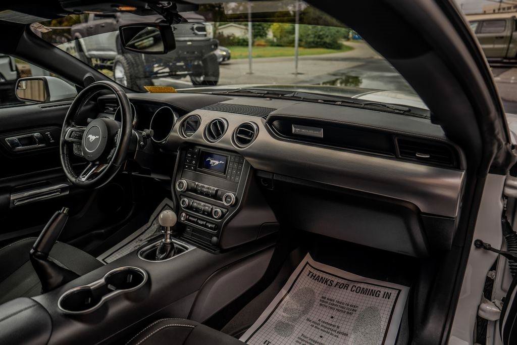 Used 2019 Ford Mustang GT RWD image 19