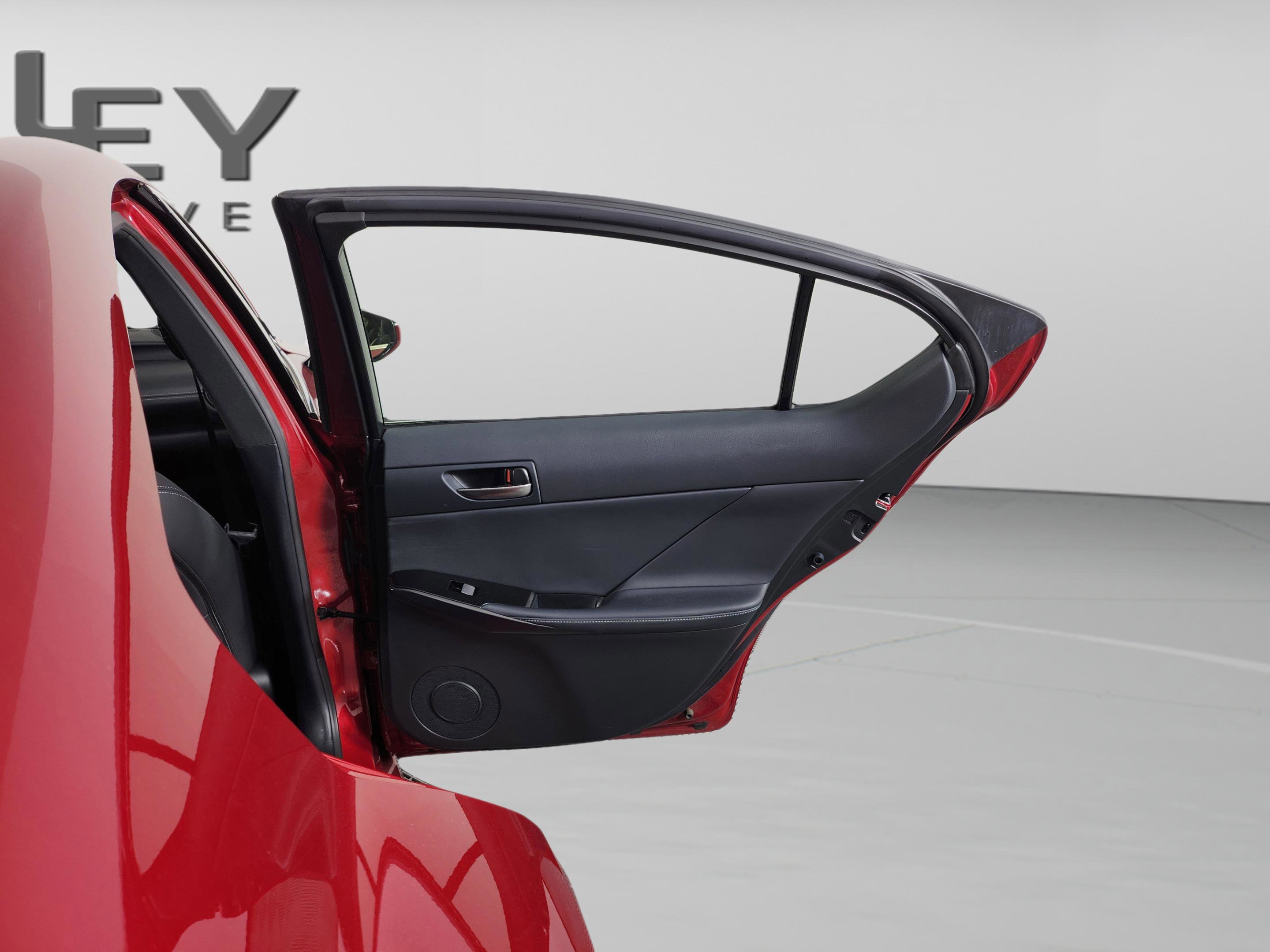 Certified 2023 Lexus IS 300 w/ Comfort Package image 29