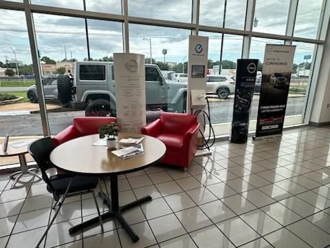 Used 2018 Dodge Durango SRT w/ SRT Interior Appearance Group AWD/4WD image 58