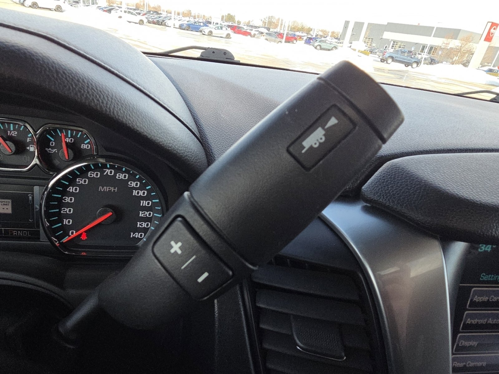 Used 2018 Chevrolet Tahoe LT image 11