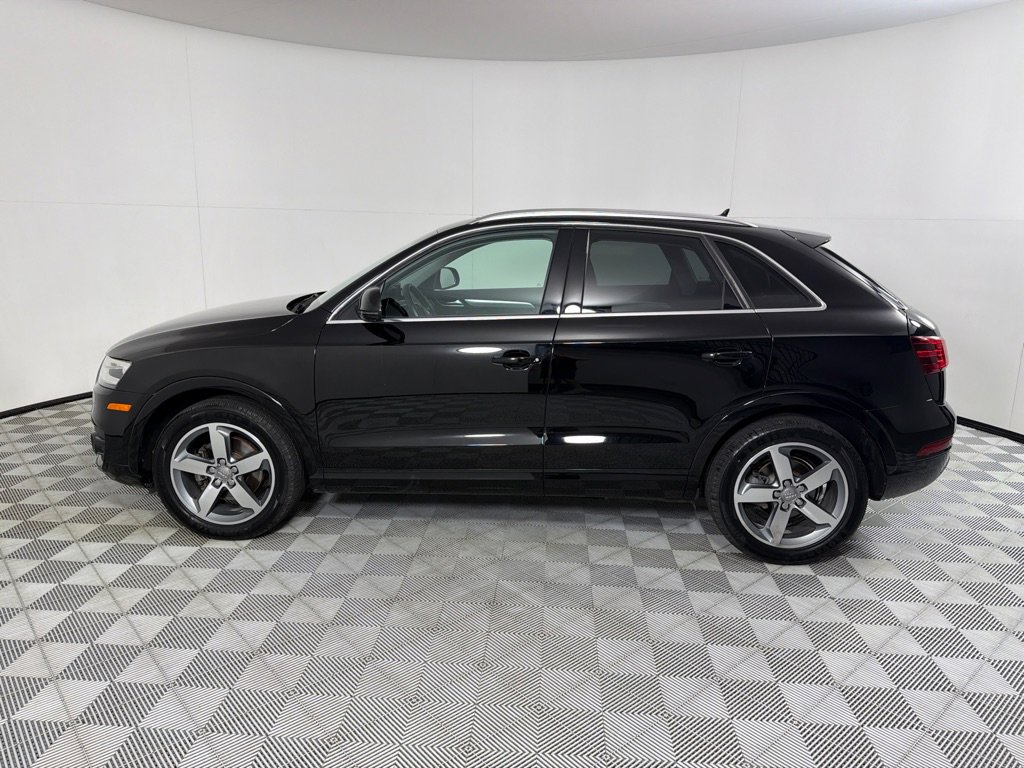 Used 2015 Audi Q3 2.0T Premium Plus w/ Driver Assistance Package FWD image 8