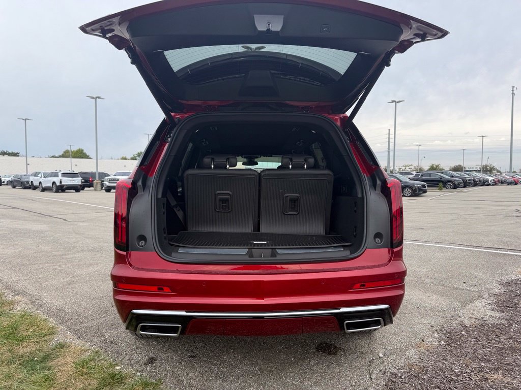 Certified 2024 Cadillac XT6 Luxury w/ LPO, Floor Liner Package AWD/4WD image 14