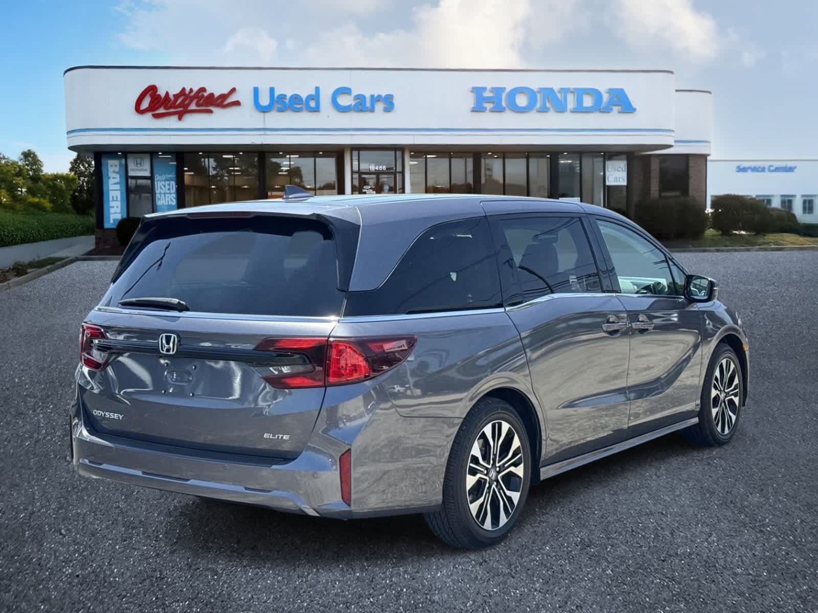 Used 2026 Honda Odyssey Elite image 5
