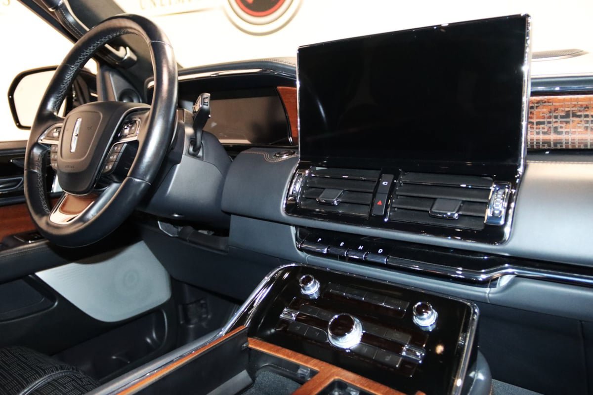 Used 2024 Lincoln Navigator L Black Label AWD/4WD image 59