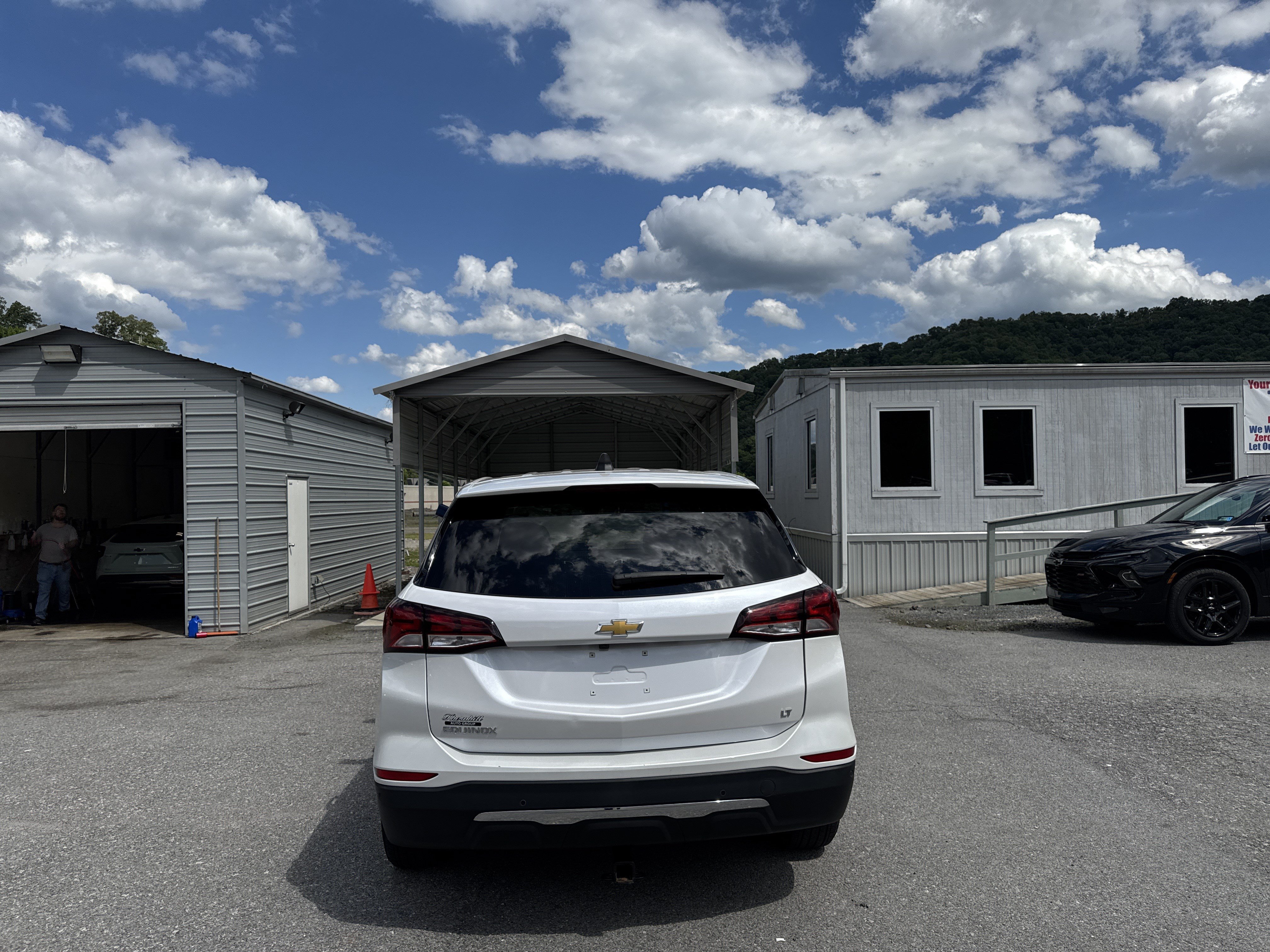 Used 2022 Chevrolet Equinox LT FWD image 7